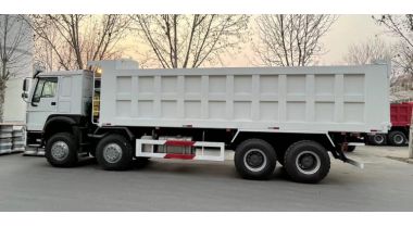 Ghana Customer Feedback of Howo Sinotruk 371 8x4 Dump Truck for Sale