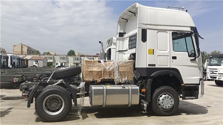 Howo 336 Tractor Truck 4x2 for Sale In Ghana