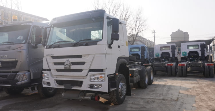 Sinotruk Howo Tractor Head 371 6×4 for Sale in Ghana Tema