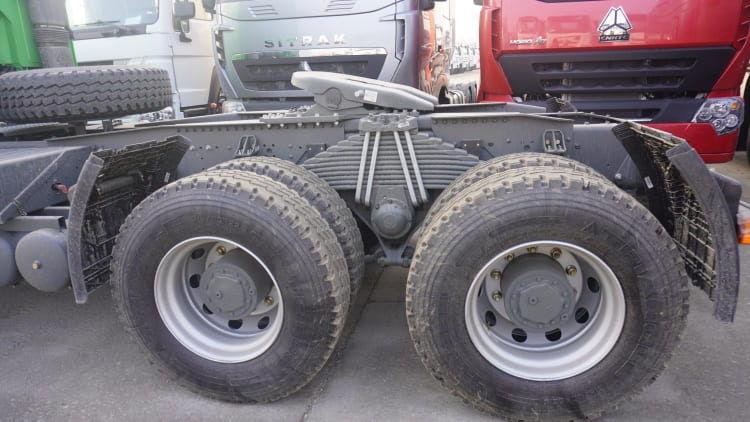 Sinotruk Howo Tractor Head 371 6x4 Truck for Sale in Ghana