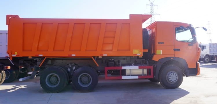 Sinotruk Howo A7 371 Dump Truck for Sale in Ghana