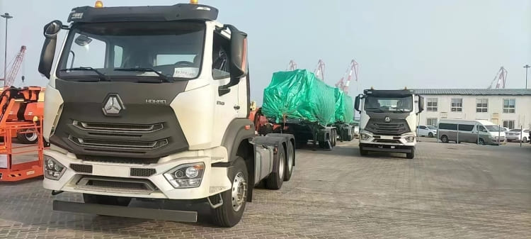 Howo New Model Sinotruk Hohan 6x4 371 Tractor Head for Sale in Ghana