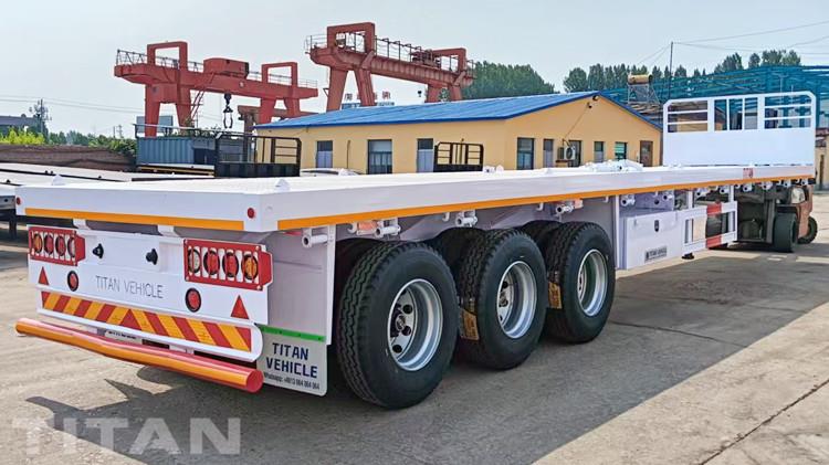 3 Axle Flatbed Truck Trailer for Sale in Ghana