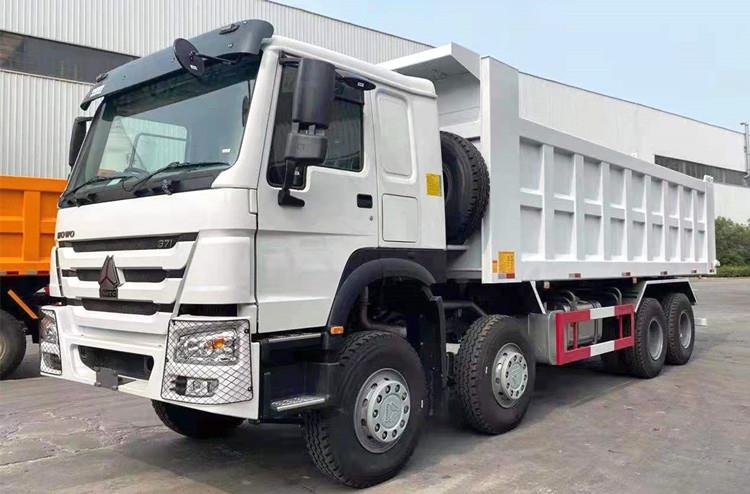 Howo 371 HP 12 Wheel 8x4 Tipper Truck for Sale in Zambia