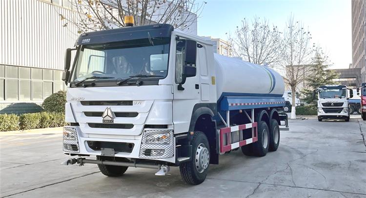 Sinotruk Howo 371 6x4 Water Sprinkler Tank Truck 20 kl Price