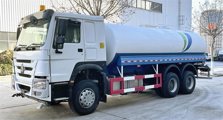 Howo 20 cbm Water Tanker Truck for Sale Near Me in Ghana