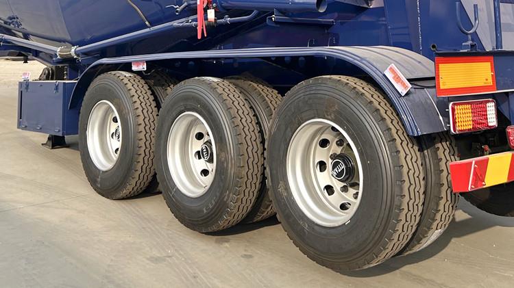3 Axle Cement Bulker Truck Price in Ghana Tema