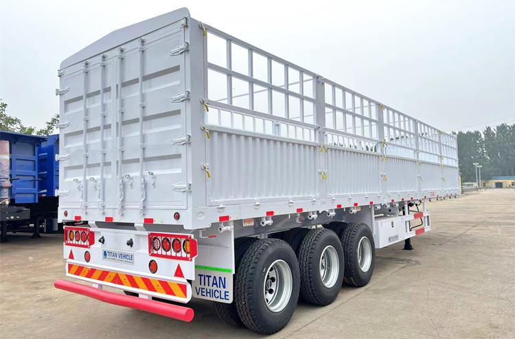 China 3 Axle 60 Ton Fence Cargo Truck Trailer for Sale in Ghana