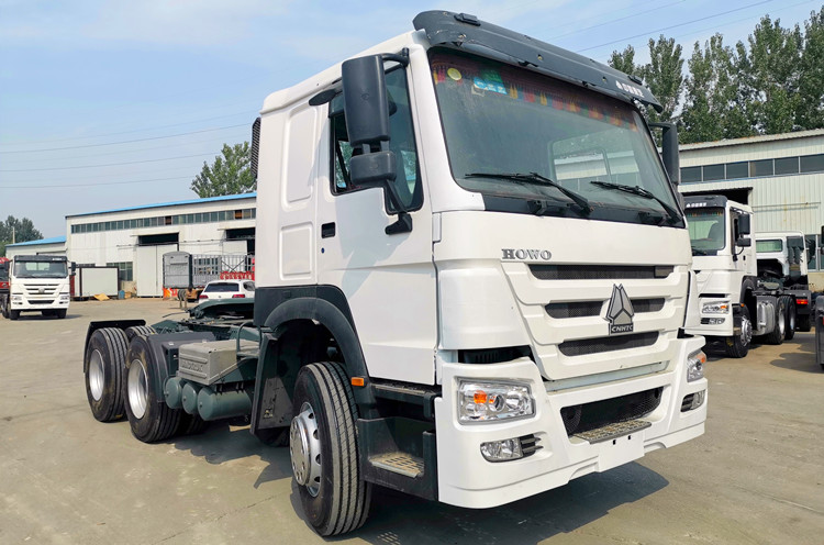 Used Sinotruk Howo 371 Tractor Truck for Sale in Ghana