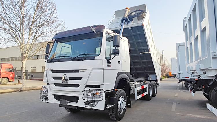 Howo 6x4 New Tipper Trucks for Sale in Ghana Accra