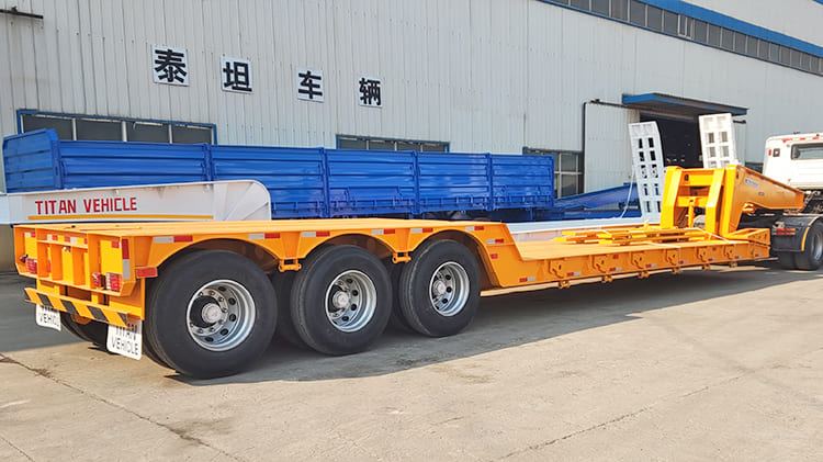 60 Ton Lowboy Trailer Truck for Sale in Ghana | Lowboy Semi Trailer