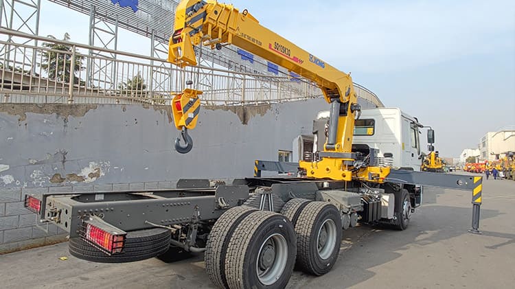 XCMG Mounted Crane Truck for Sale in Ghana