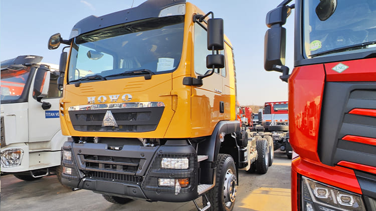 Sinotruk Howo 380 Tractor Head for Sale in Ghana