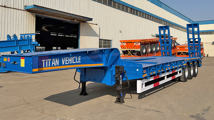 Tri Axle Low Bed Truck for Sale in Ghana