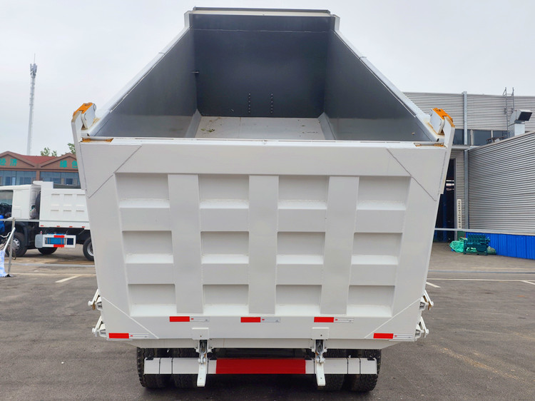 Used Howo NX Dump Truck Price in Ghana Accra