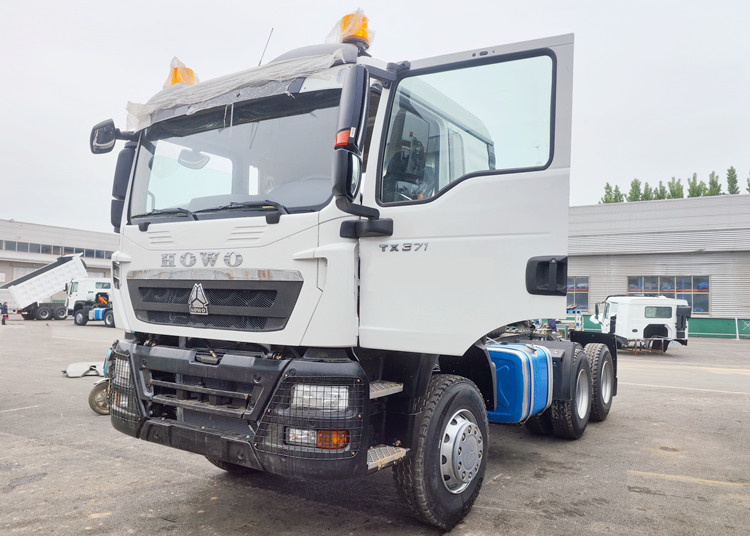 Used Howo TX 371 Tractor Truck Head for Sale in Ghana Accra