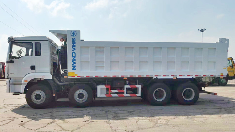 Shacman H3000 8x4 Tipper Truck for Sale in Ghana