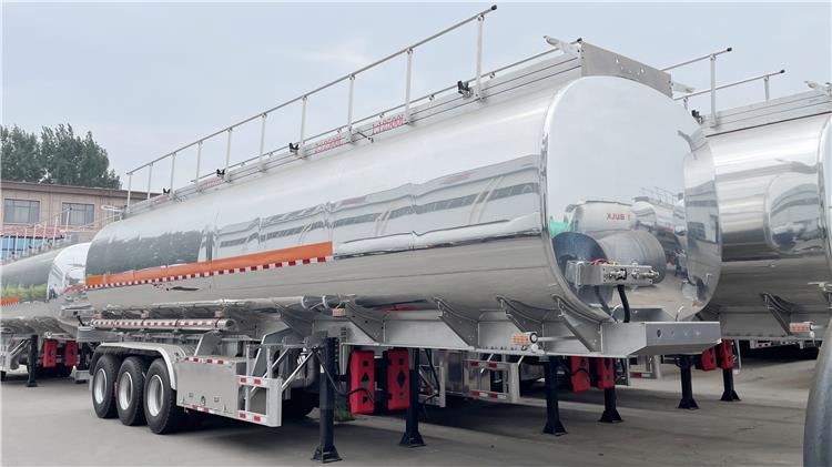 45000 Liters Aluminum Tanker Trailer for Sale In Ghana