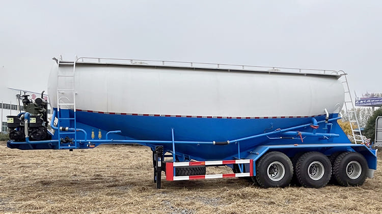 TITAN 3 Axle 35 CBM Bulk Cement Tanker Trailer for Sale in Ghana