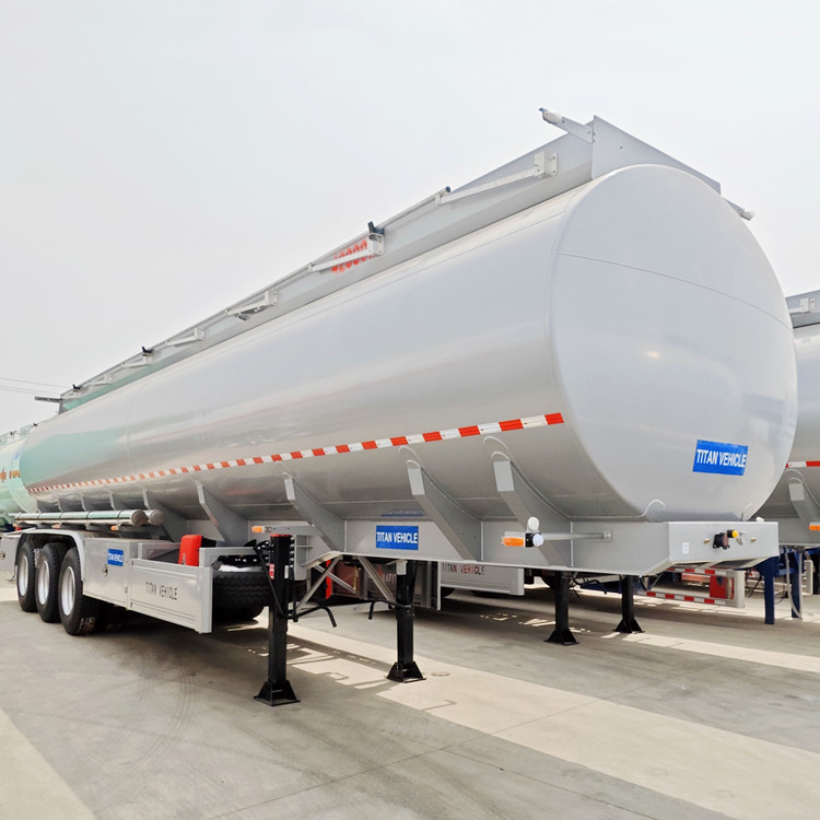 3 Axle Petrol Tanker